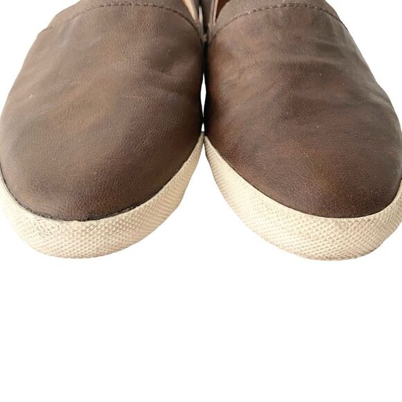 Frye Melanie Slip On Shoes Crafted from Premium Leather in Size 8M - Picture 10 of 16